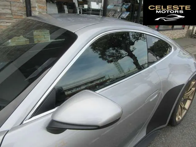 PORSCHE 911 2022 — photo 8 sur 8
