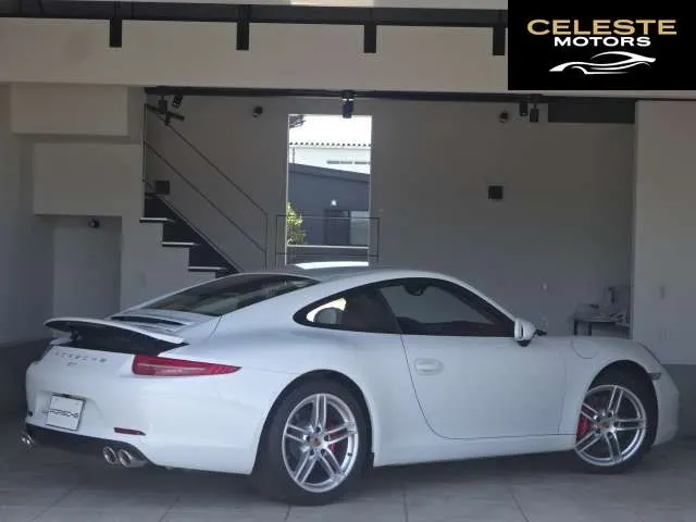 PORSCHE 911 2013 — photo 6 sur 8