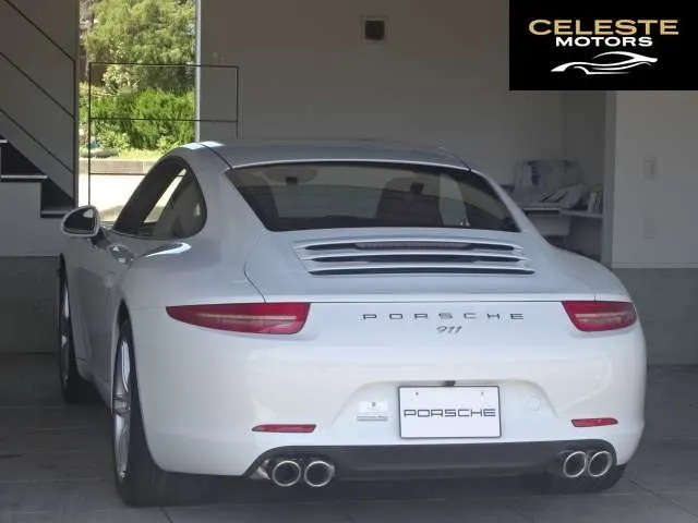 PORSCHE 911 2013 — photo 8 sur 8