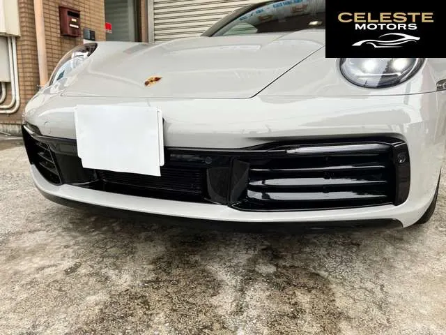 PORSCHE 911 2020 — photo 8 sur 8