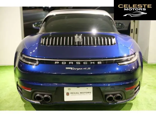 PORSCHE 911 2022 — photo 2 sur 8