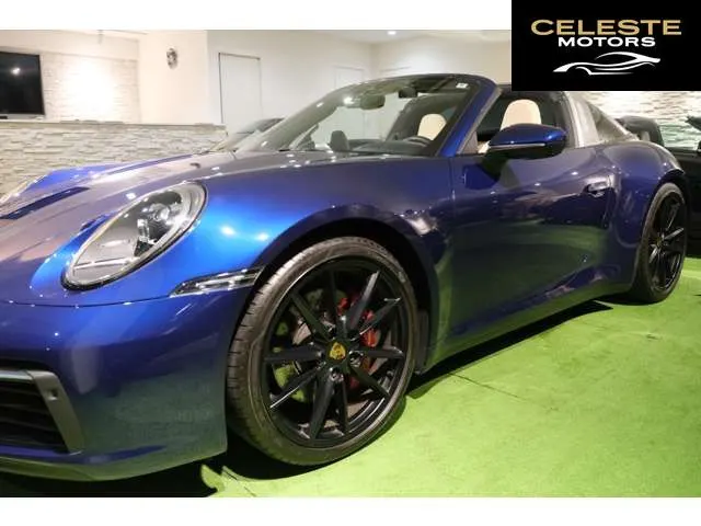 PORSCHE 911 2022 — photo 5 sur 8