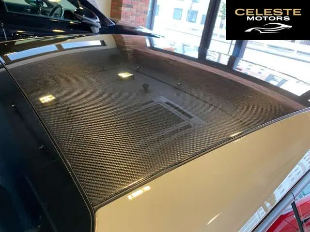PORSCHE 911 2023 — photo 6 sur 8