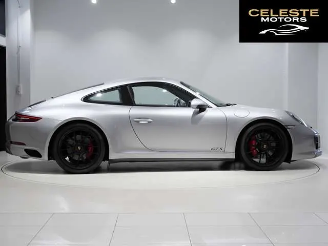PORSCHE 911 2017 — photo 4 sur 8