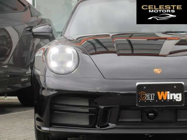 PORSCHE 911 2025 — photo 4 sur 8