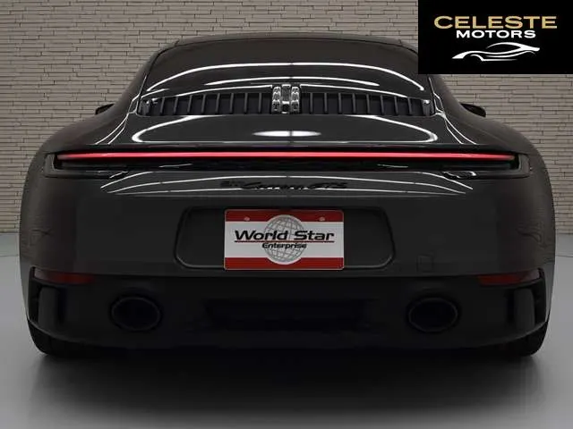 PORSCHE 911 2024 — photo 4 sur 8