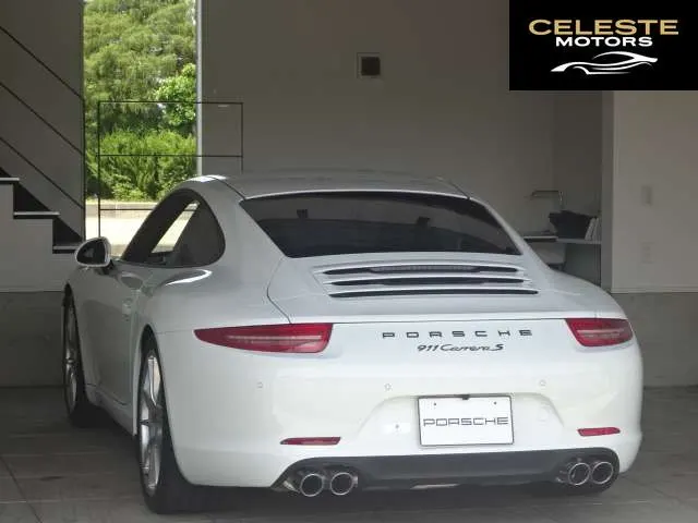PORSCHE 911 2013 — photo 8 sur 8