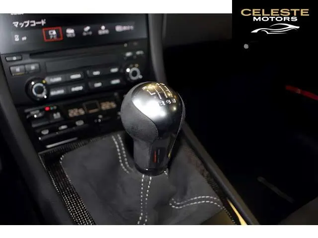 PORSCHE 911 2019 — photo 8 sur 8