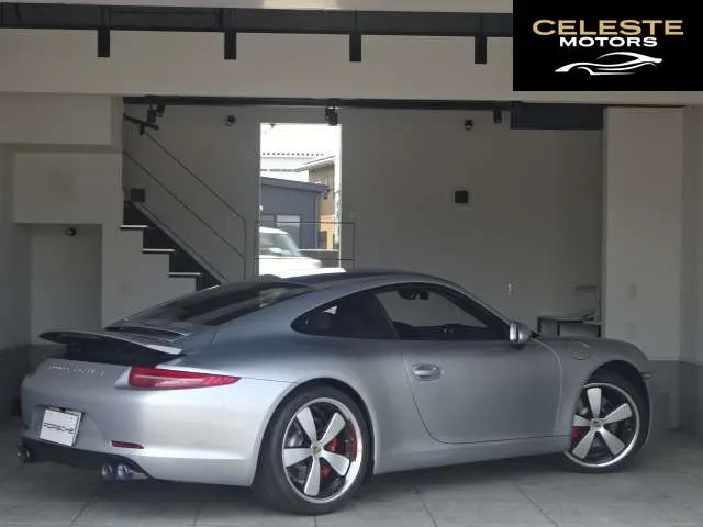 PORSCHE 911 2014 — photo 6 sur 8