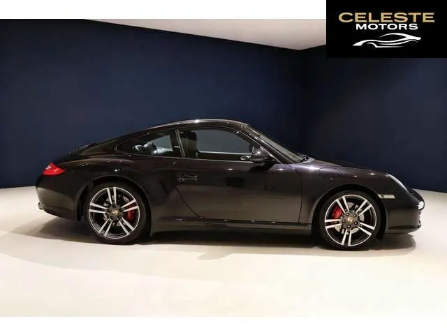 PORSCHE 911 2011 — photo 7 sur 8