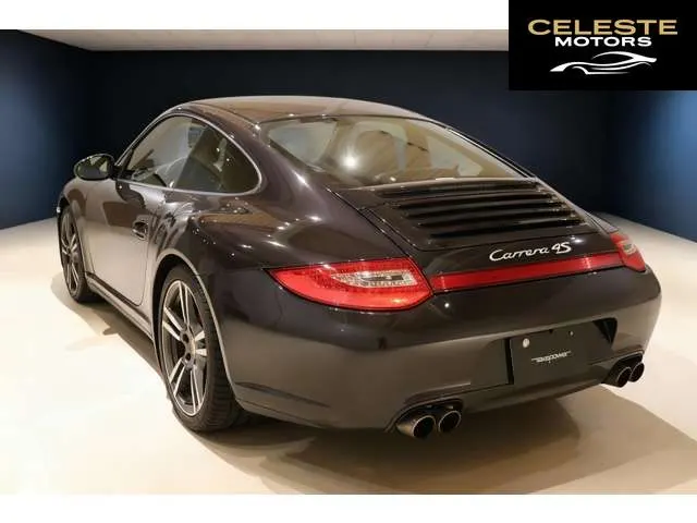 PORSCHE 911 2011 — photo 8 sur 8