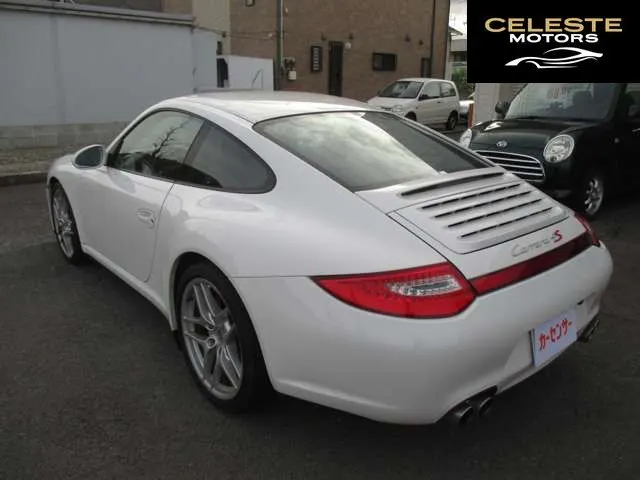 PORSCHE 911 2012 — photo 4 sur 8