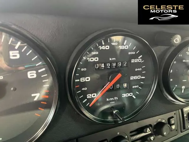 PORSCHE 911 1993 — photo 7 sur 8