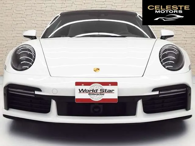 PORSCHE 911 2021 — photo 3 sur 8
