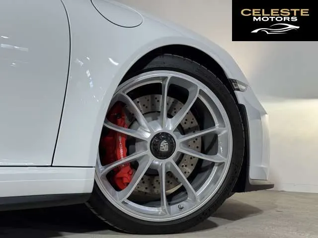 PORSCHE 911 2019 — photo 4 sur 8
