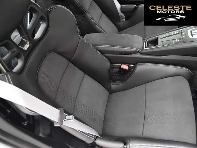 PORSCHE 911 2019 — photo 7 sur 8