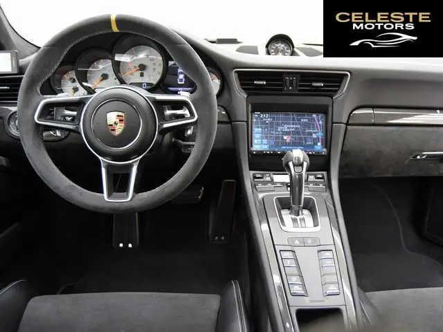 PORSCHE 911 2017 — photo 8 sur 8