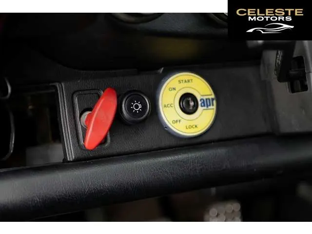PORSCHE 911 1996 — photo 7 sur 8