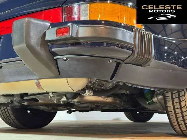 PORSCHE 911 1988 — photo 7 sur 8