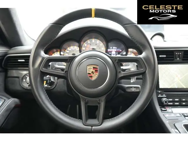 PORSCHE 911 2019 — photo 2 sur 8
