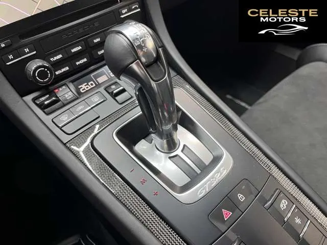 PORSCHE 911 2019 — photo 7 sur 8