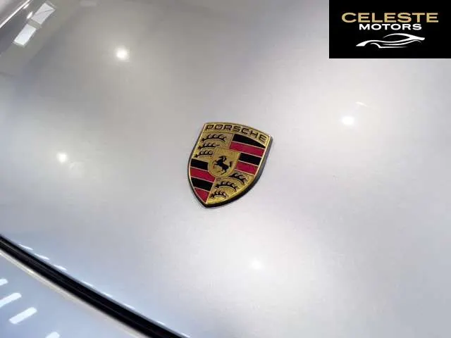 PORSCHE 911 1995 — photo 7 sur 8