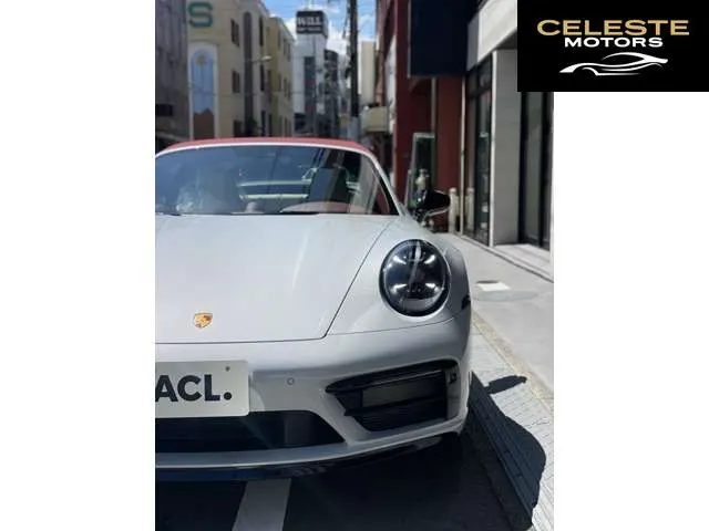 PORSCHE 911 2023 — photo 5 sur 8