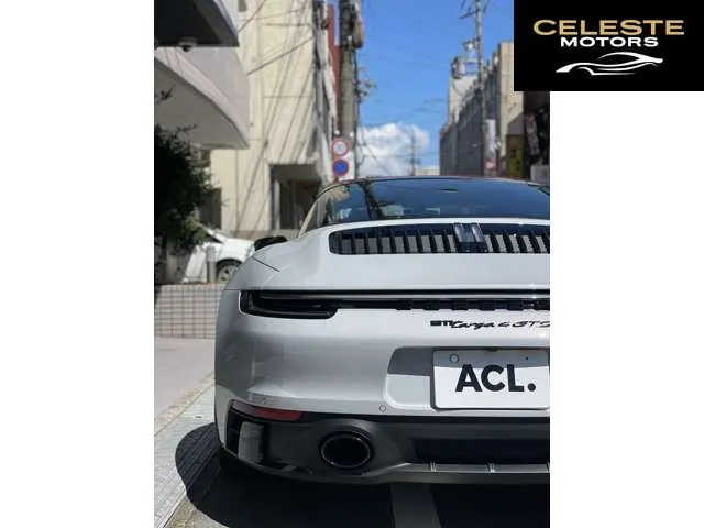 PORSCHE 911 2023 — photo 7 sur 8
