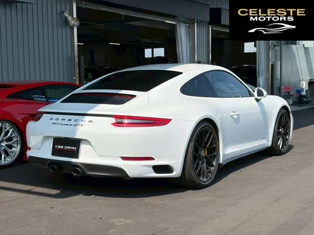 PORSCHE 911 2017 — photo 7 sur 8