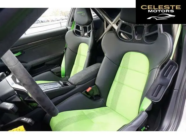 PORSCHE 911 2019 — photo 8 sur 8