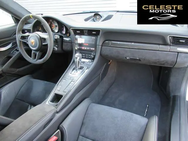 PORSCHE 911 2019 — photo 7 sur 8