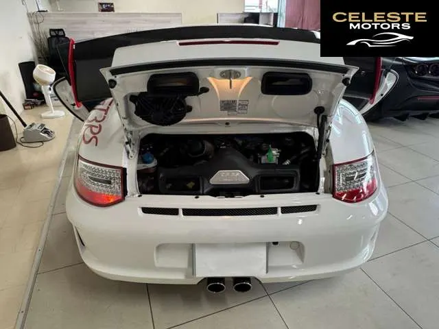 PORSCHE 911 2011 — photo 8 sur 8