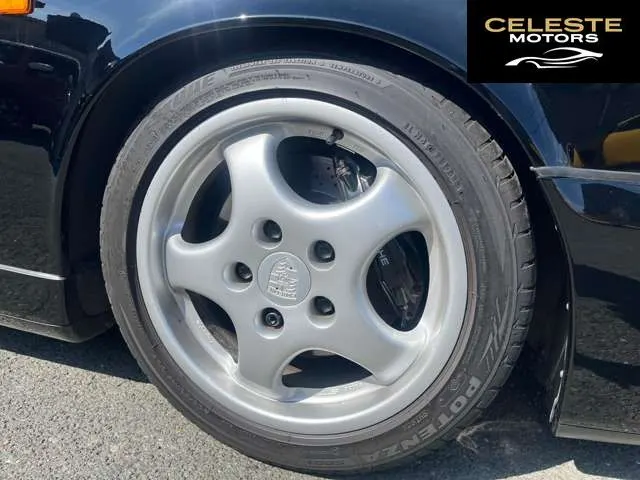 PORSCHE 911 1992 — photo 7 sur 8