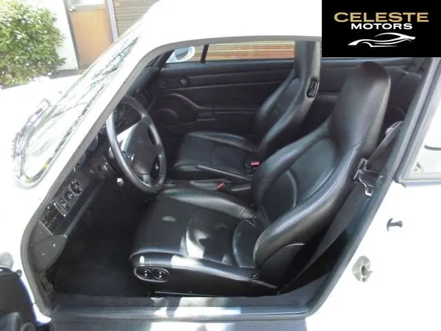 PORSCHE 911 1996 — photo 6 sur 8