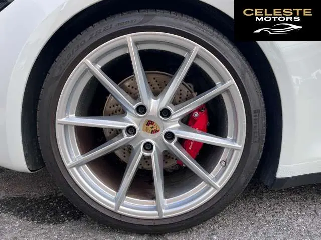 PORSCHE 911 2021 — photo 3 sur 8