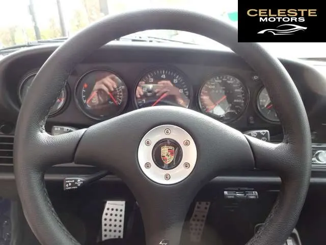 PORSCHE 911 1996 — photo 3 sur 6