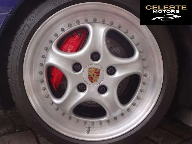 PORSCHE 911 1996 — photo 4 sur 6