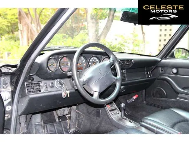 PORSCHE 911 1996 — photo 6 sur 8