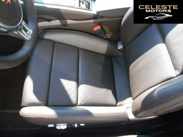 PORSCHE 911 2014 — photo 5 sur 8