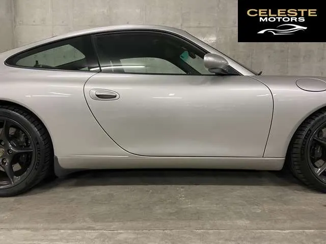 PORSCHE 911 2003 — photo 6 sur 8