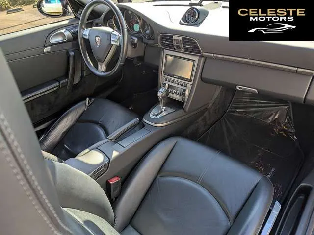 PORSCHE 911 2006 — photo 8 sur 8
