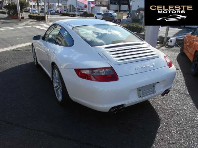 PORSCHE 911 2008 — photo 2 sur 8