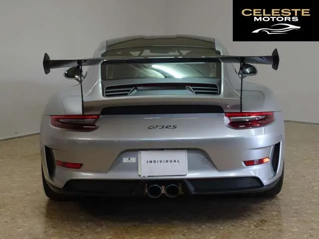 PORSCHE 911 2019 — photo 6 sur 8