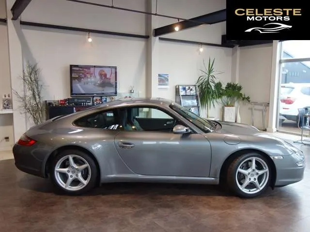 PORSCHE 911 2004 — photo 2 sur 8