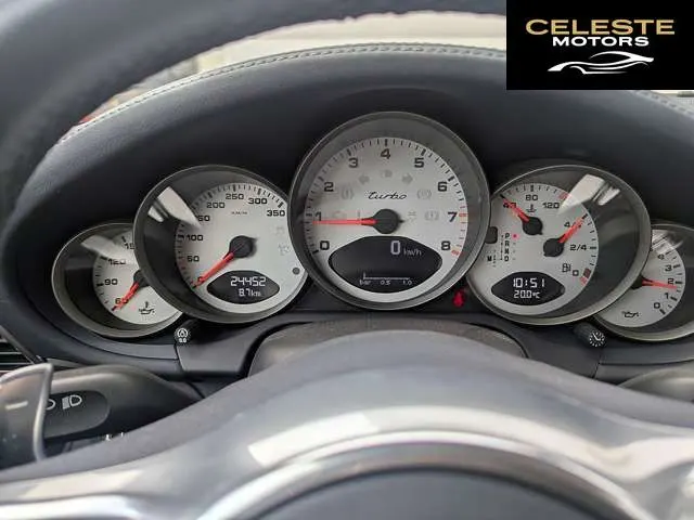 PORSCHE 911 2010 — photo 4 sur 8