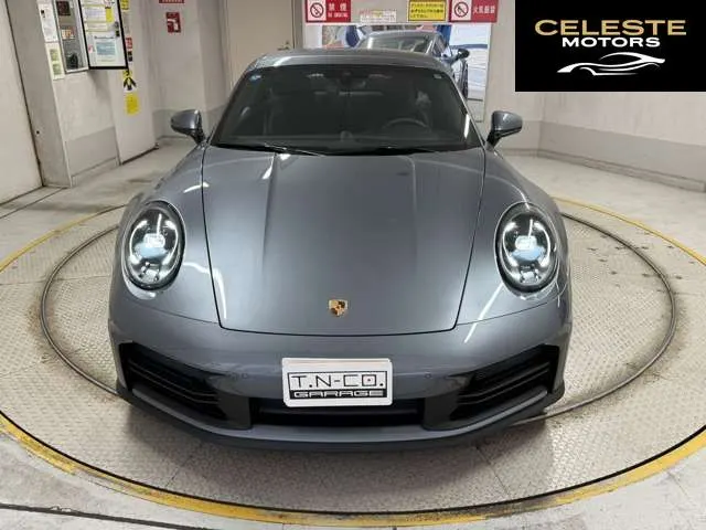 PORSCHE 911 2025 — photo 3 sur 8