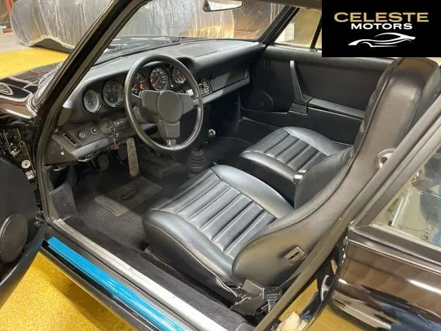 PORSCHE 911 1976 — photo 2 sur 2