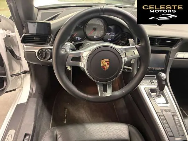 PORSCHE 911 2012 — photo 3 sur 8