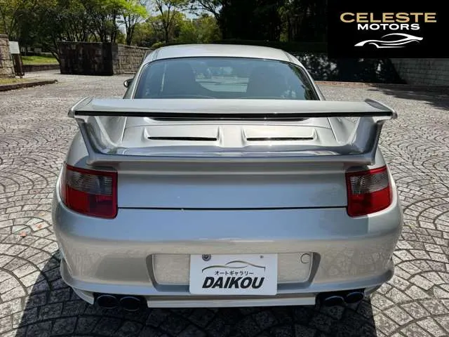 PORSCHE 911 2005 — photo 3 sur 8