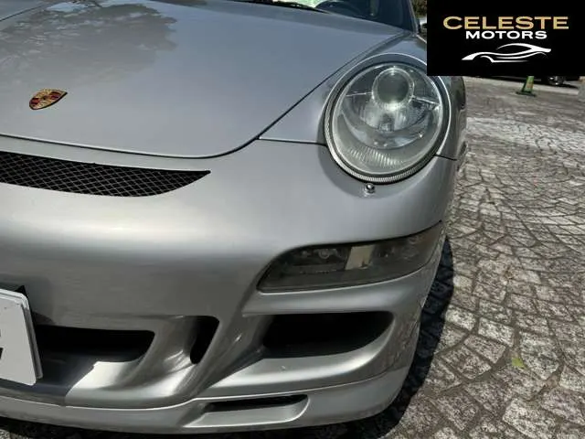 PORSCHE 911 2005 — photo 6 sur 8